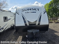 2023 Sunset Trail Super Lite 258RD by CrossRoads from Indian Valley Camping Center in Souderton, Pennsylvania