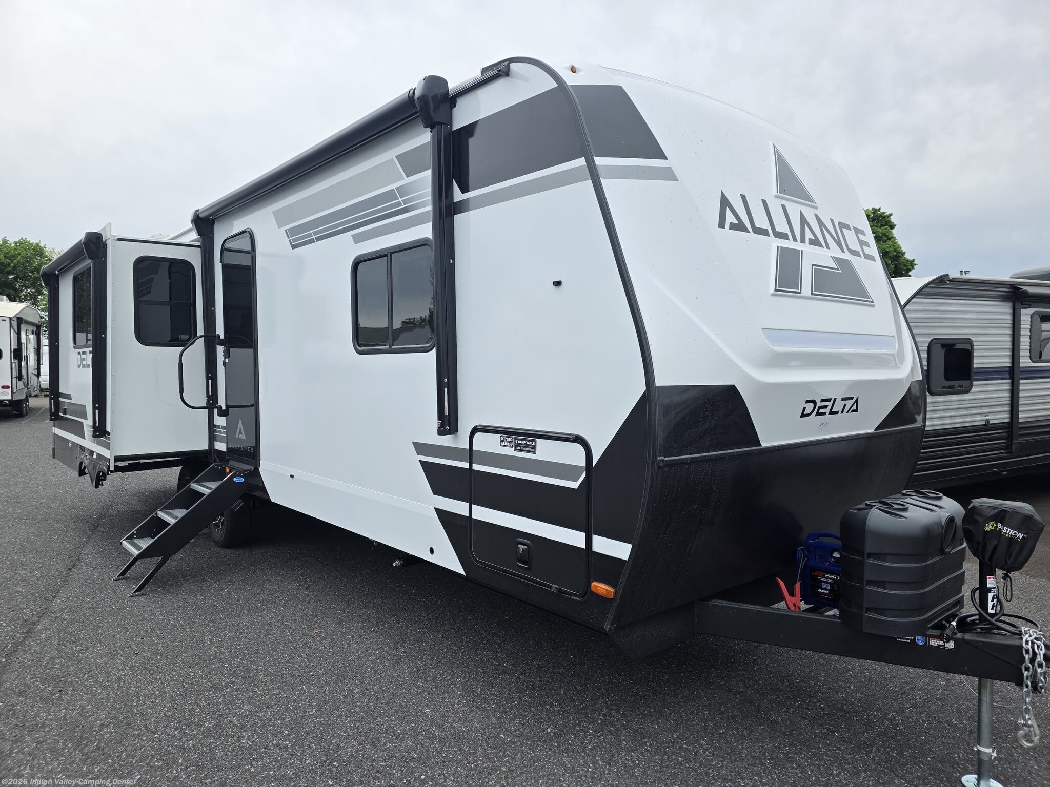 2026 Alliance RV Delta 284RK - New Travel Trailer For Sale by Indian Valley Camping Center in Souderton, Pennsylvania features Slideout, Detachable Power Cord, TV, Insulated, Hitch