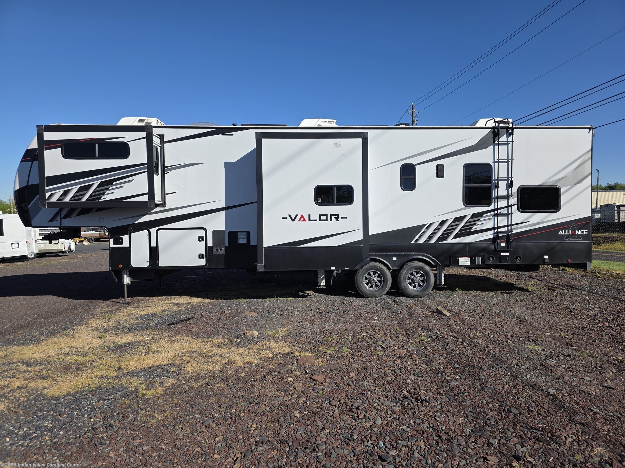 2022 Alliance RV Valor 36V11 - Used Toy Hauler For Sale by Indian Valley Camping Center in Souderton, Pennsylvania features Oven, Solar Panels, Insulated, Air Compressor, Refrigerator