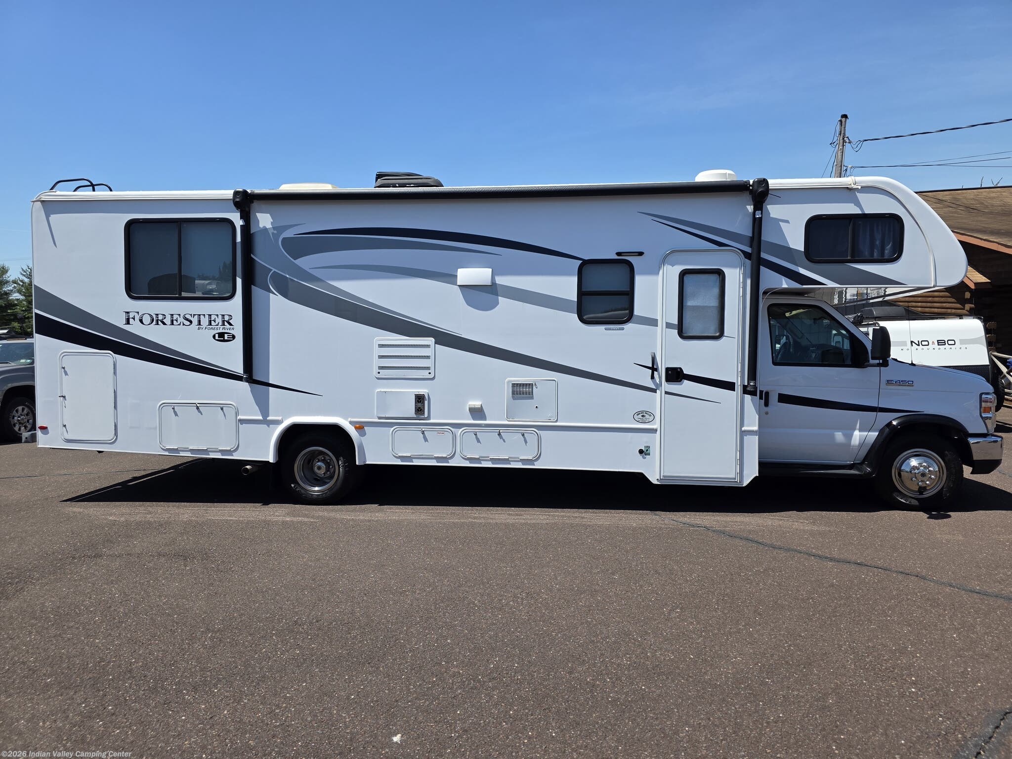 2018 Forest River Forester LE 2851SLE - Used Class C For Sale by Indian Valley Camping Center in Souderton, Pennsylvania features Dinette, Batteries, Furnace, Generator, Microwave