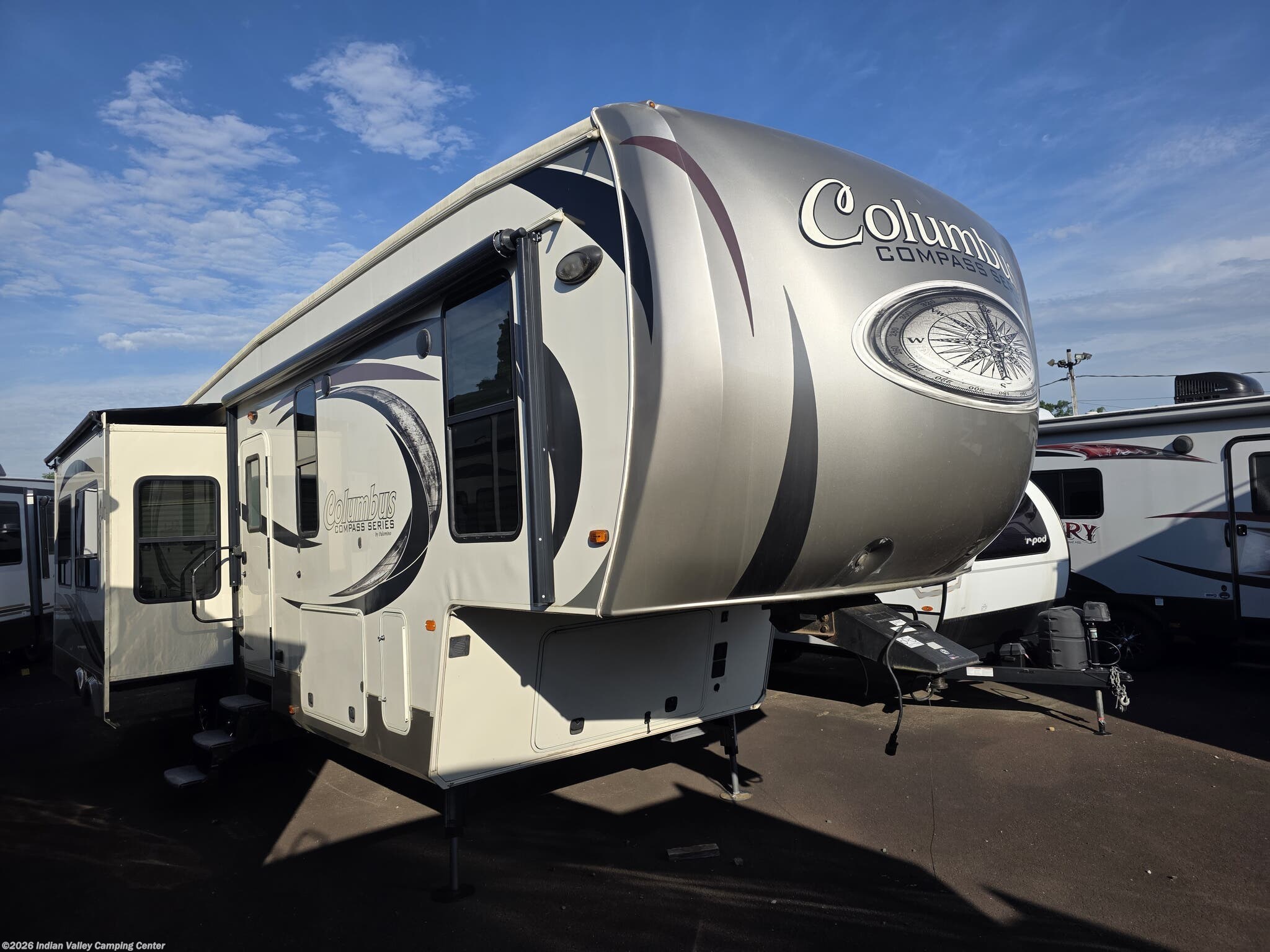 2017 Forest River Columbus 320RS