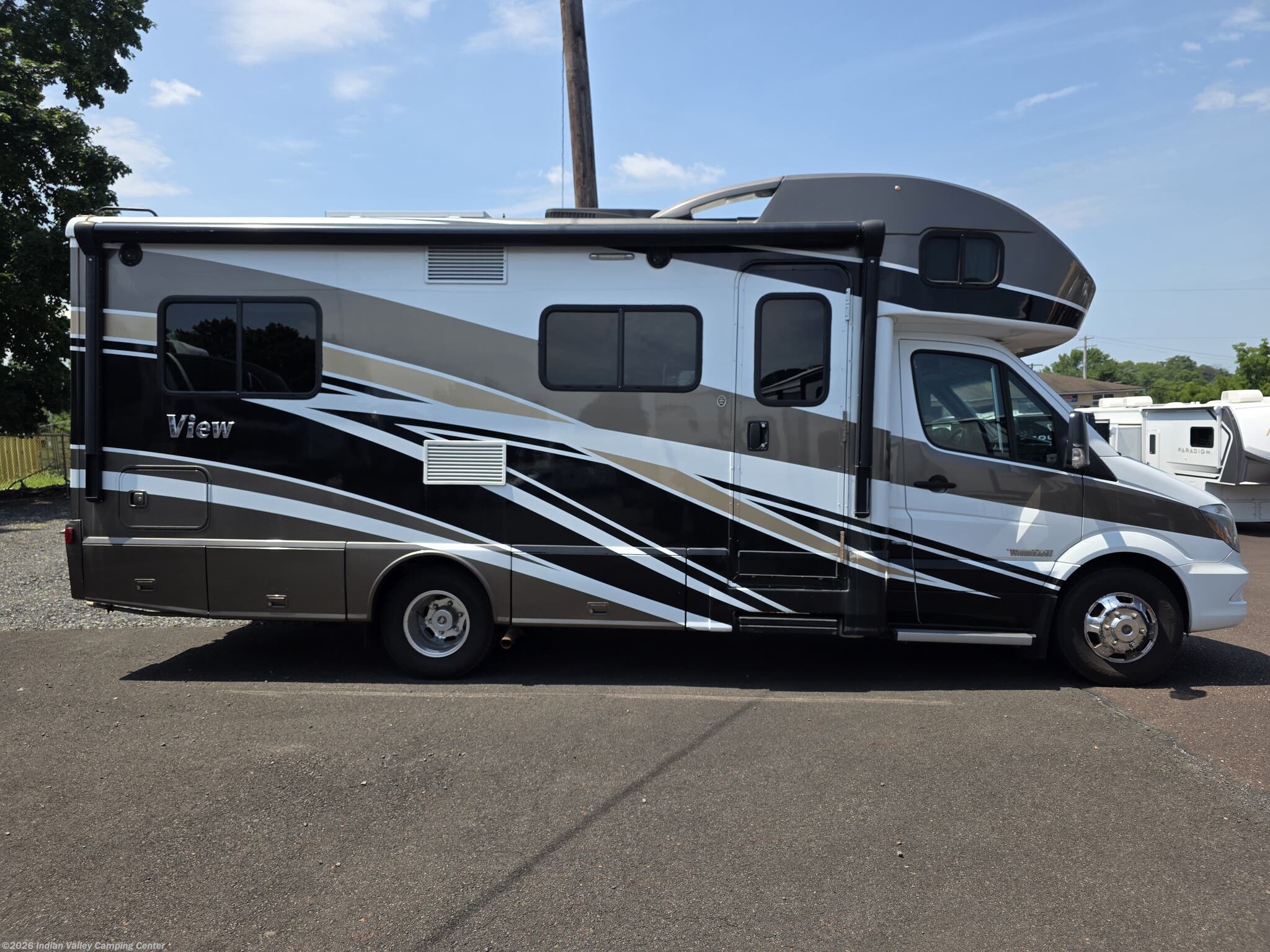 2016 Winnebago View 24V - Used Class C For Sale by Indian Valley Camping Center in Souderton, Pennsylvania features Air Conditioning, Awning, Oven, Furnace, Shower