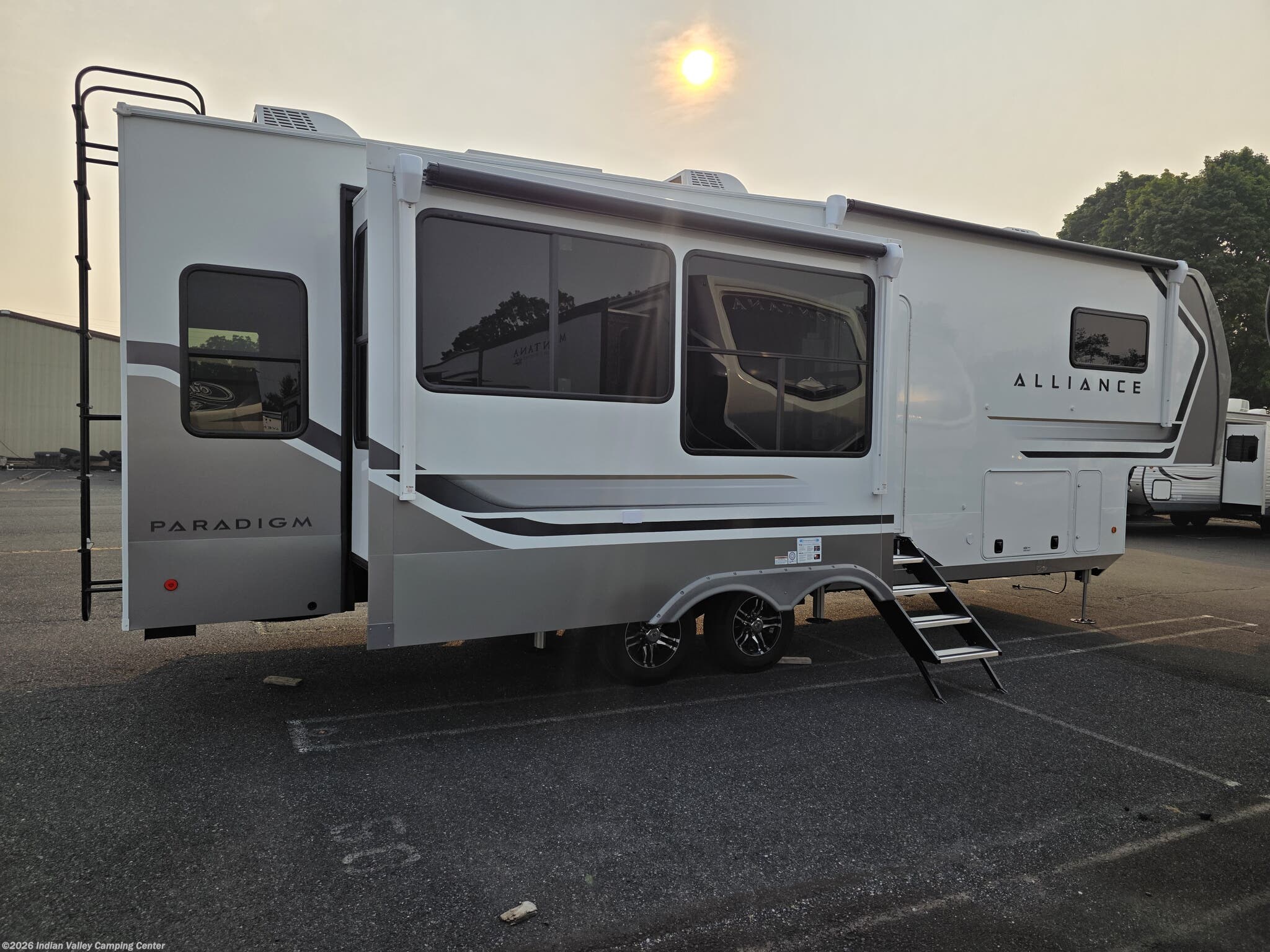2027 Paradigm 310RL by Alliance RV from Indian Valley Camping Center in Souderton, Pennsylvania