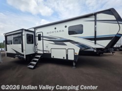 Used 2021 Keystone Montana 3121RL available in Souderton, Pennsylvania