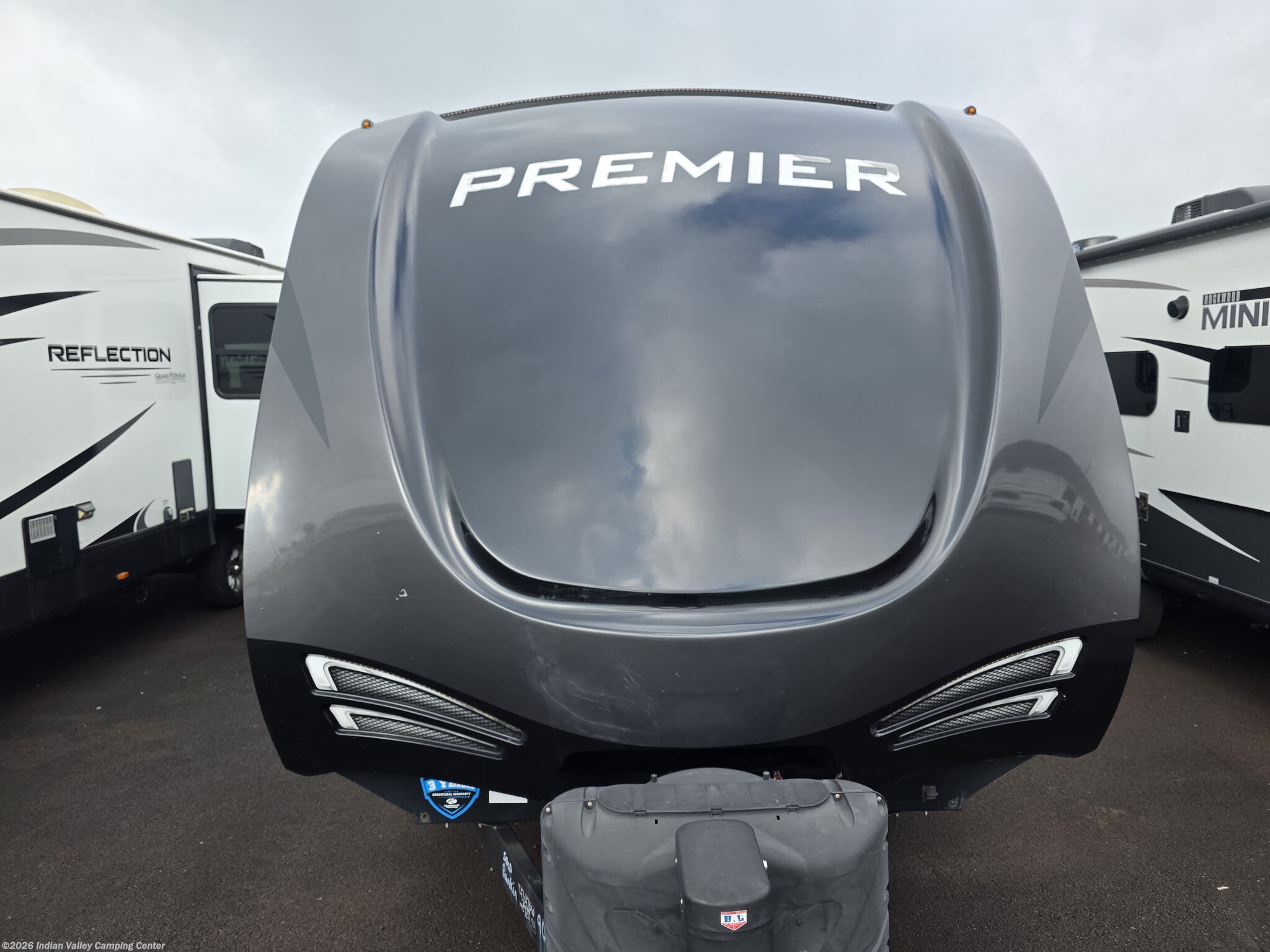 2019 Premier 34BIPR by Keystone from Indian Valley Camping Center in Souderton, Pennsylvania