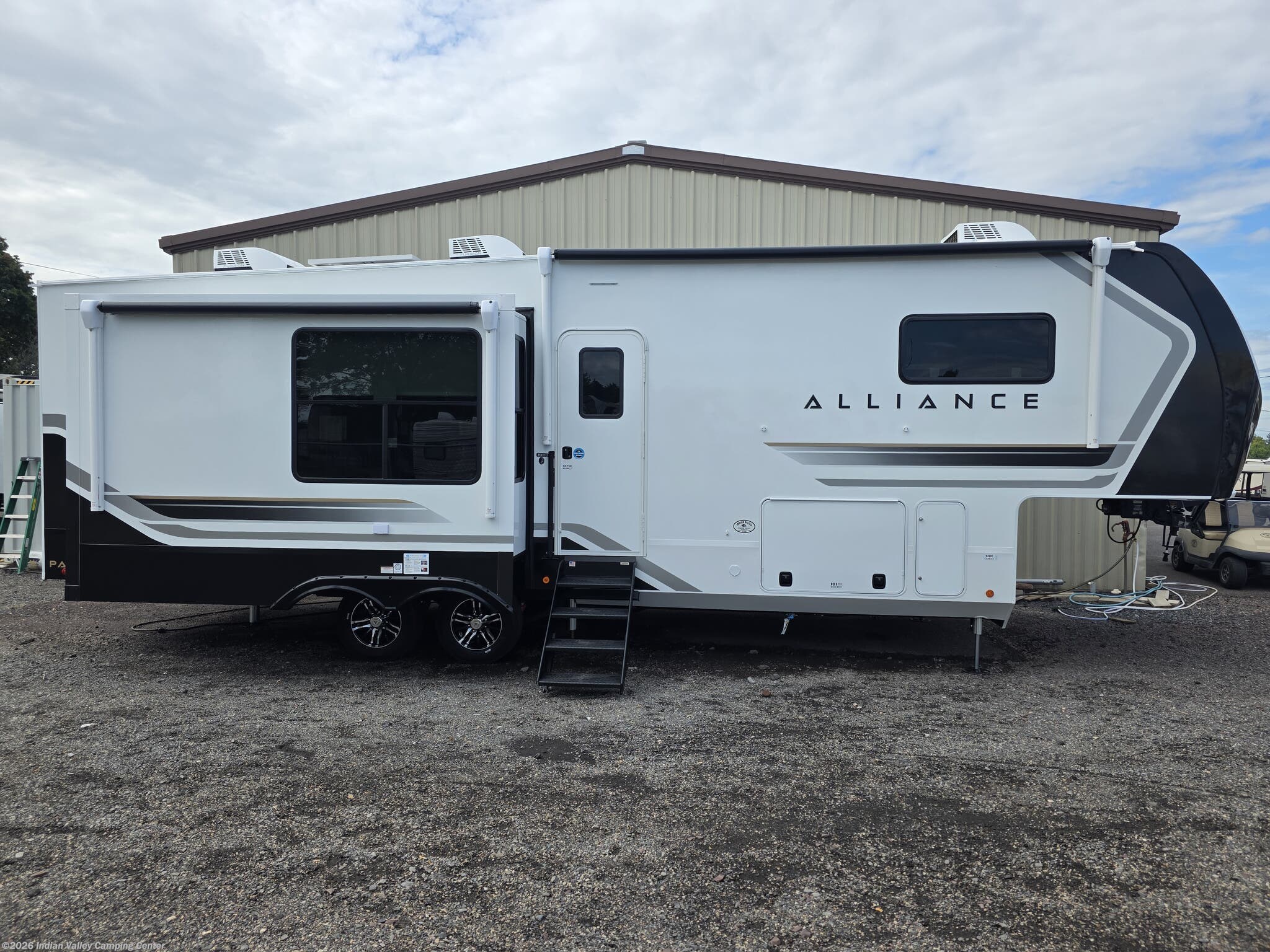2027 Paradigm 312RK by Alliance RV from Indian Valley Camping Center in Souderton, Pennsylvania