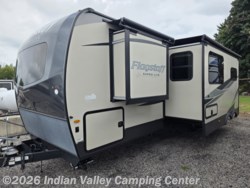 Used 2023 Forest River Flagstaff Super Lite 27BHWS available in Souderton, Pennsylvania