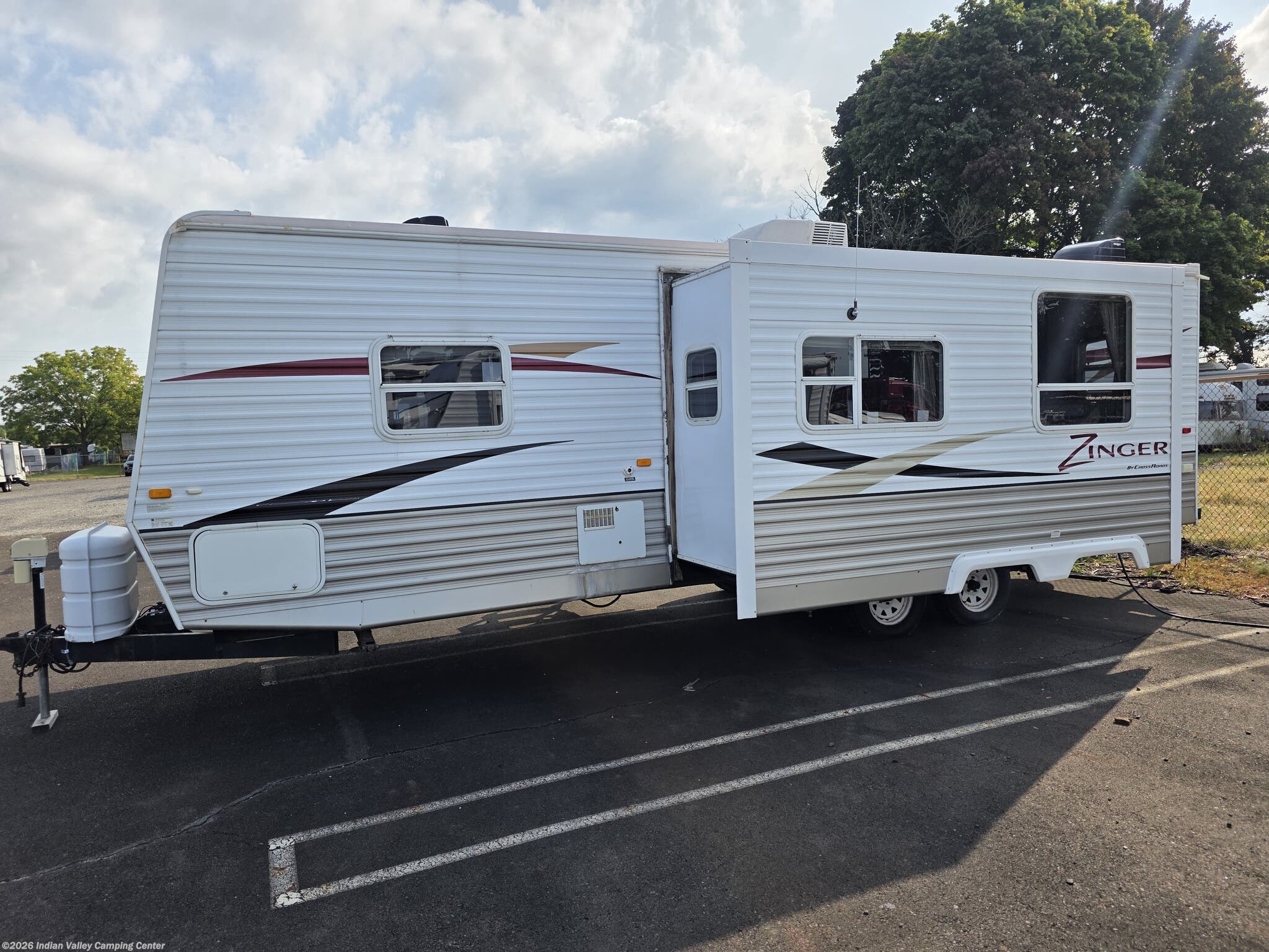 2009 Zinger 290FB by CrossRoads from Indian Valley Camping Center in Souderton, Pennsylvania