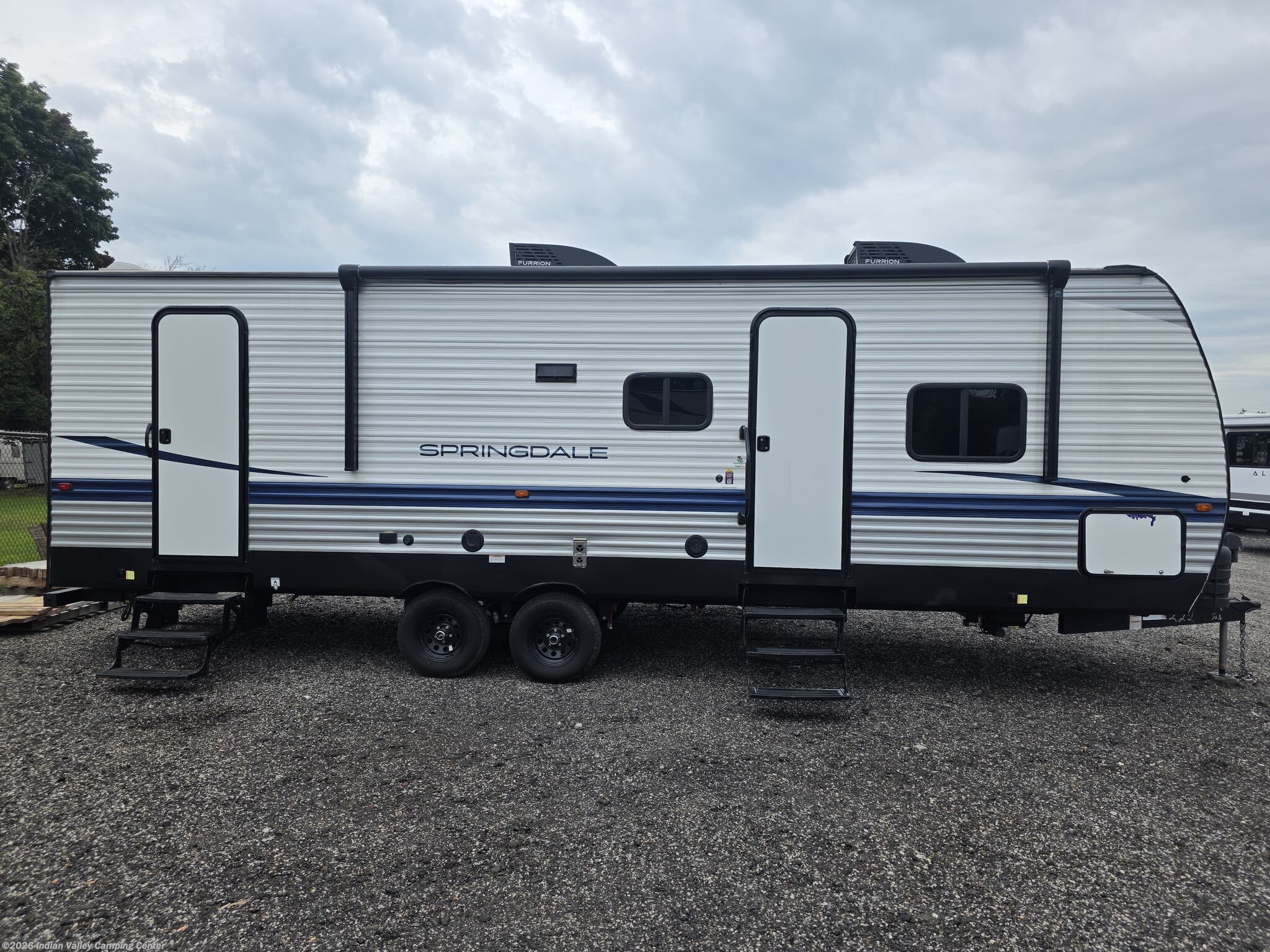 2024 Keystone Springdale Classic 261BHC - Used Travel Trailer For Sale by Indian Valley Camping Center in Souderton, Pennsylvania features Stabilizer Jacks, Bunk Beds, LED Lights, Auxiliary Battery, Non-Smoking Unit