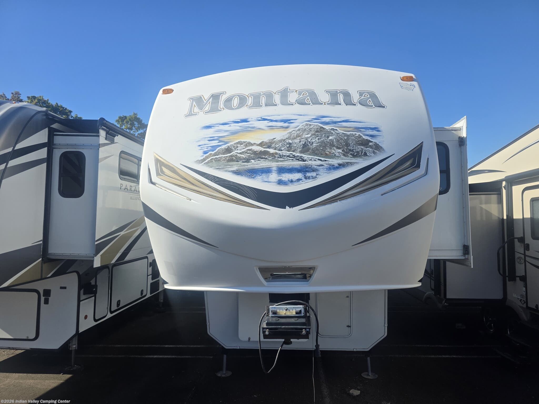 2013 Montana Hickory 3582RL by Keystone from Indian Valley Camping Center in Souderton, Pennsylvania