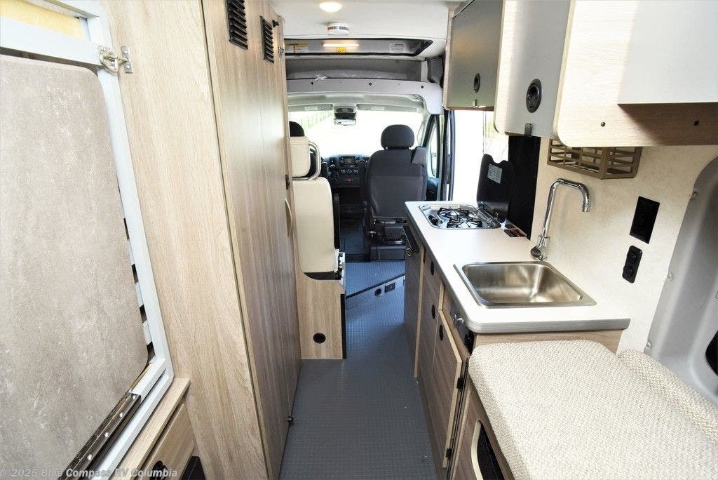 winnebago solis 59px interior winnebago solis 59px interior
