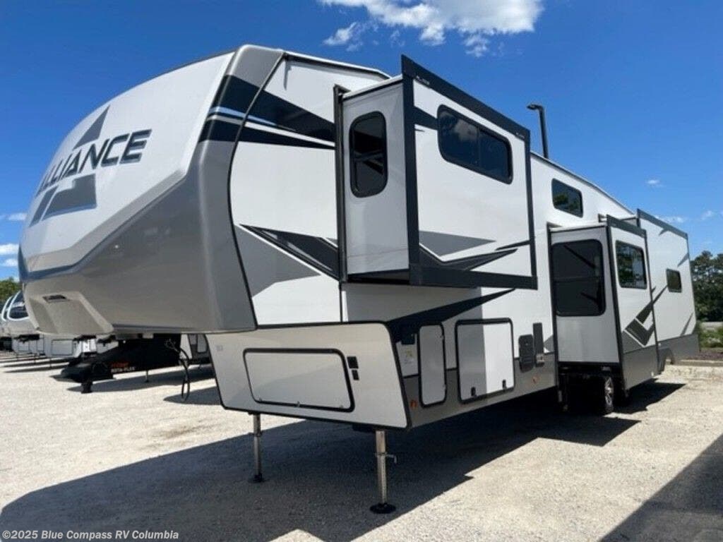 2023 Alliance RV 37MBR RV for Sale in Lexington, SC 29072 T68596