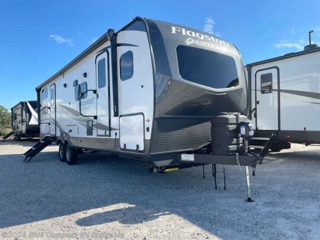 2024 Forest River Flagstaff Super Lite 27BHWS - New Travel Trailer For Sale by Blue Compass RV Columbia in Lexington, South Carolina