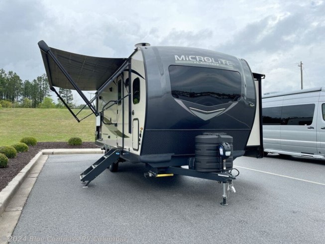 2023 Forest River Flagstaff Micro Lite 25FKS - Used Travel Trailer For Sale by Blue Compass RV Columbia in Lexington, South Carolina