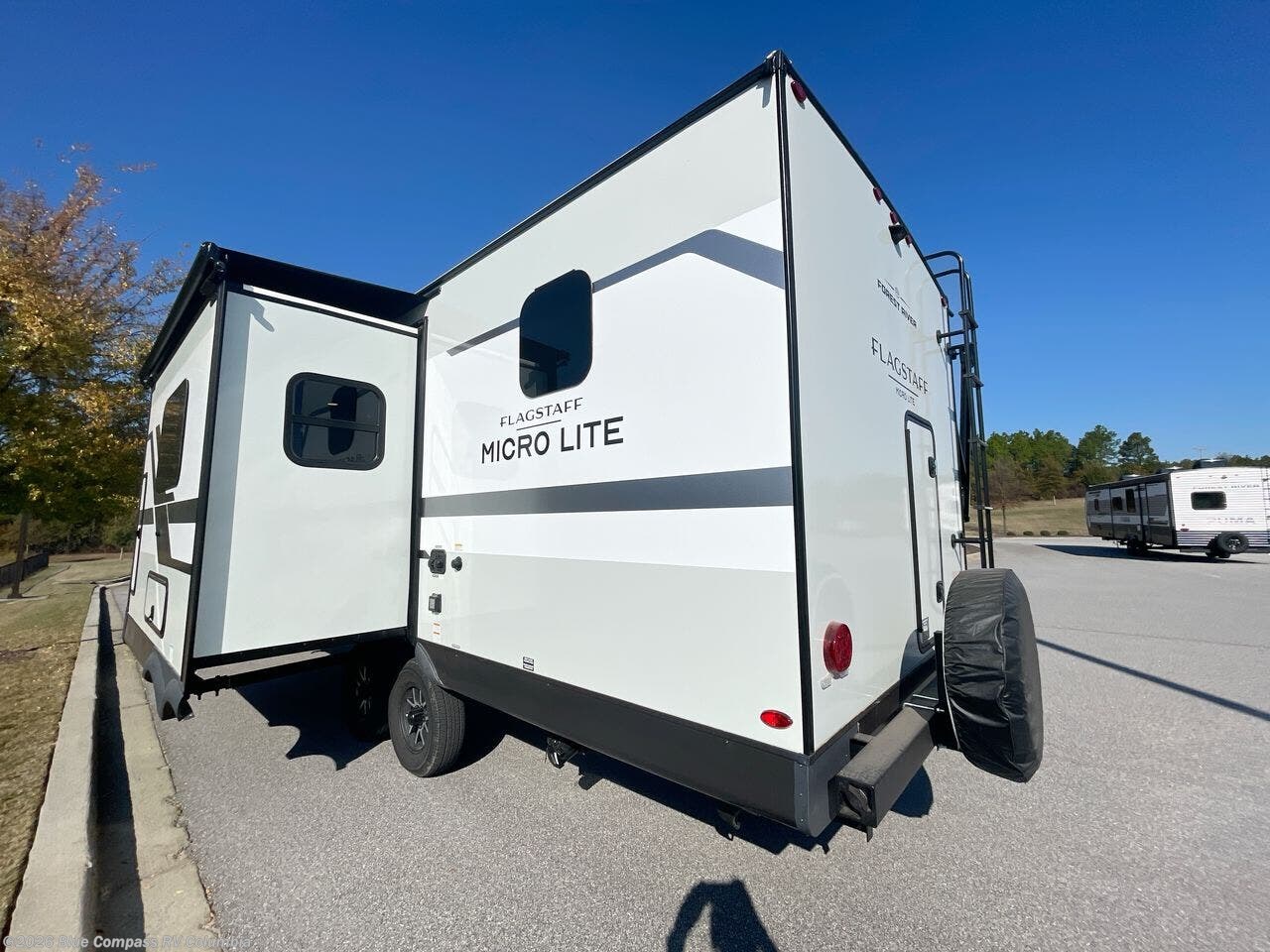 2026 Flagstaff Micro Lite 25BRDS by Forest River from Blue Compass RV Columbia in Lexington, South Carolina