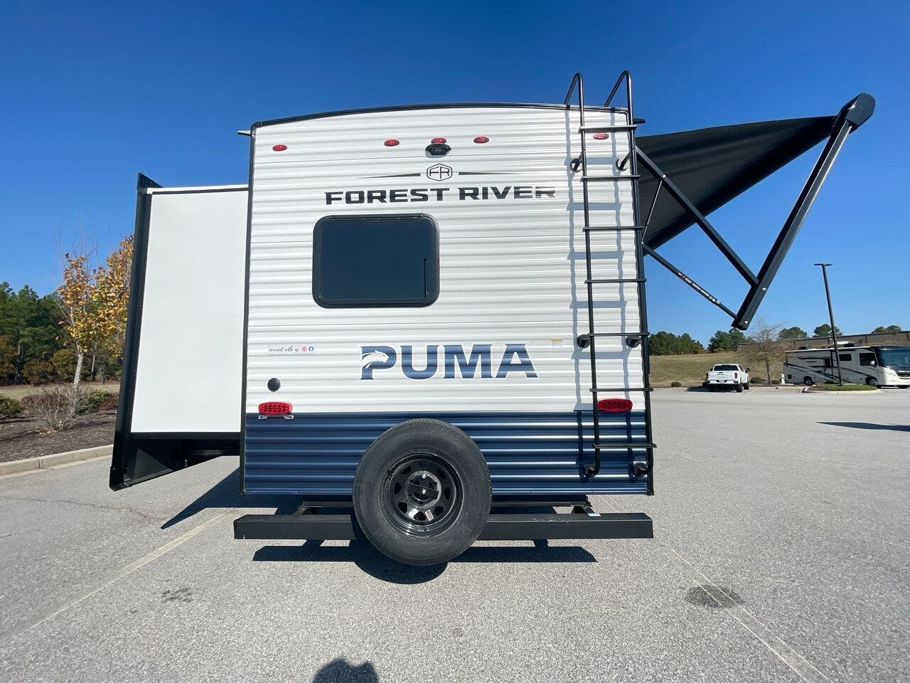 New 2026 Palomino Puma 32BHQS available in Lexington, South Carolina