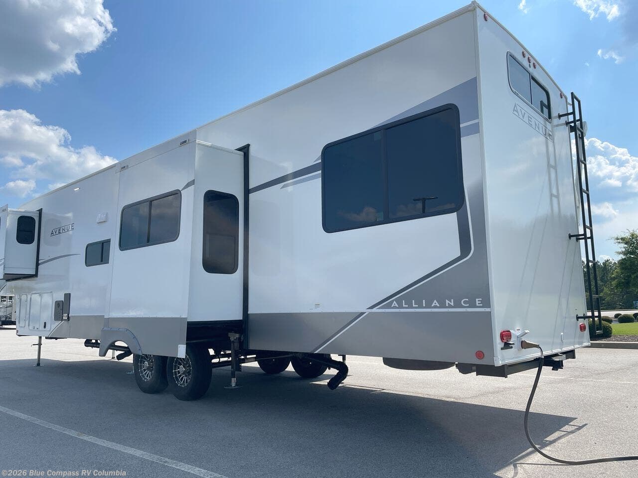 2026 Avenue 38DBL by Alliance RV from Blue Compass RV Columbia in Lexington, South Carolina