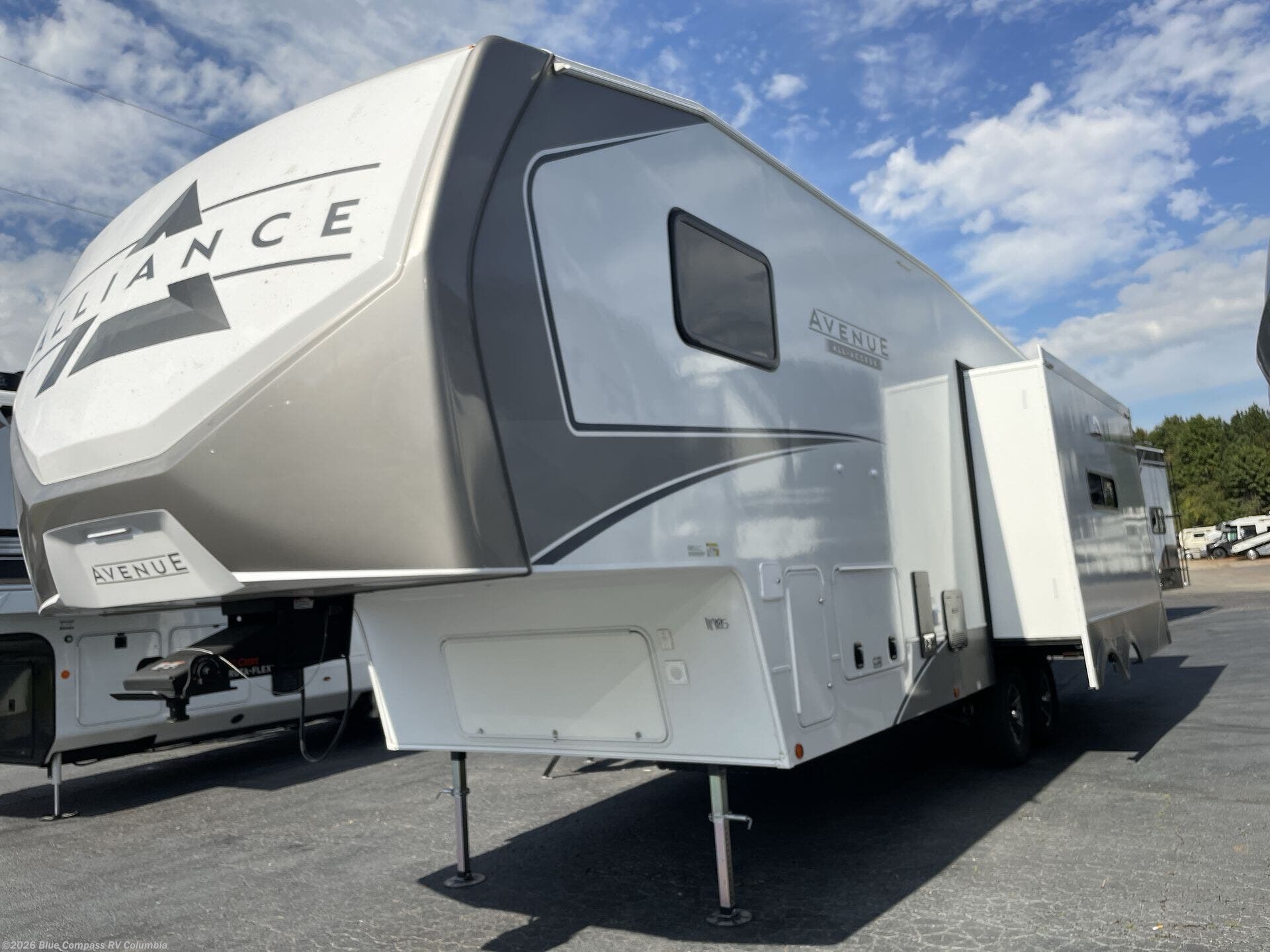 New 2026 Alliance RV Avenue All-Access 29RL available in Lexington, South Carolina