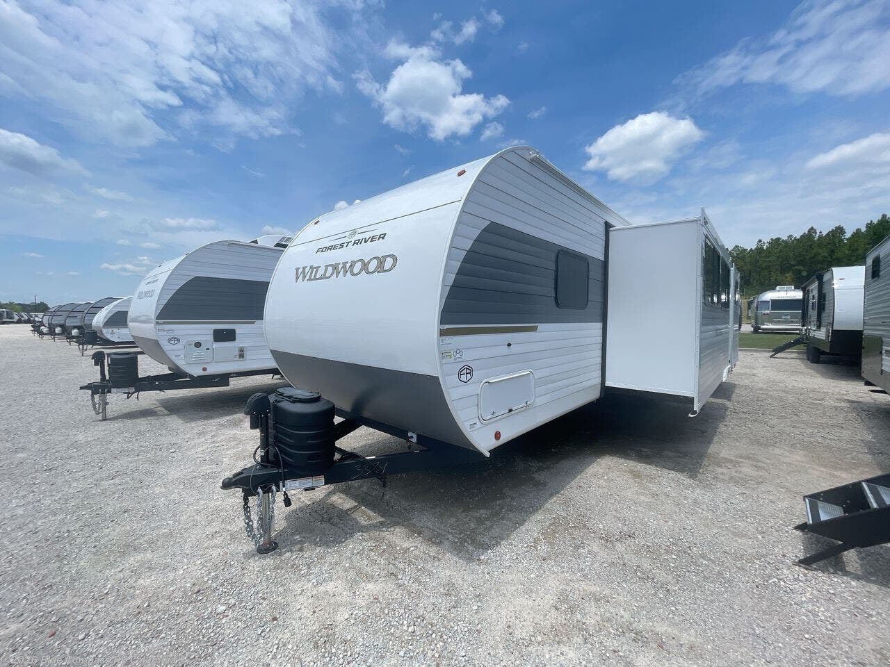 2026 Wildwood 31KQBTS by Forest River from Blue Compass RV Columbia in Lexington, South Carolina
