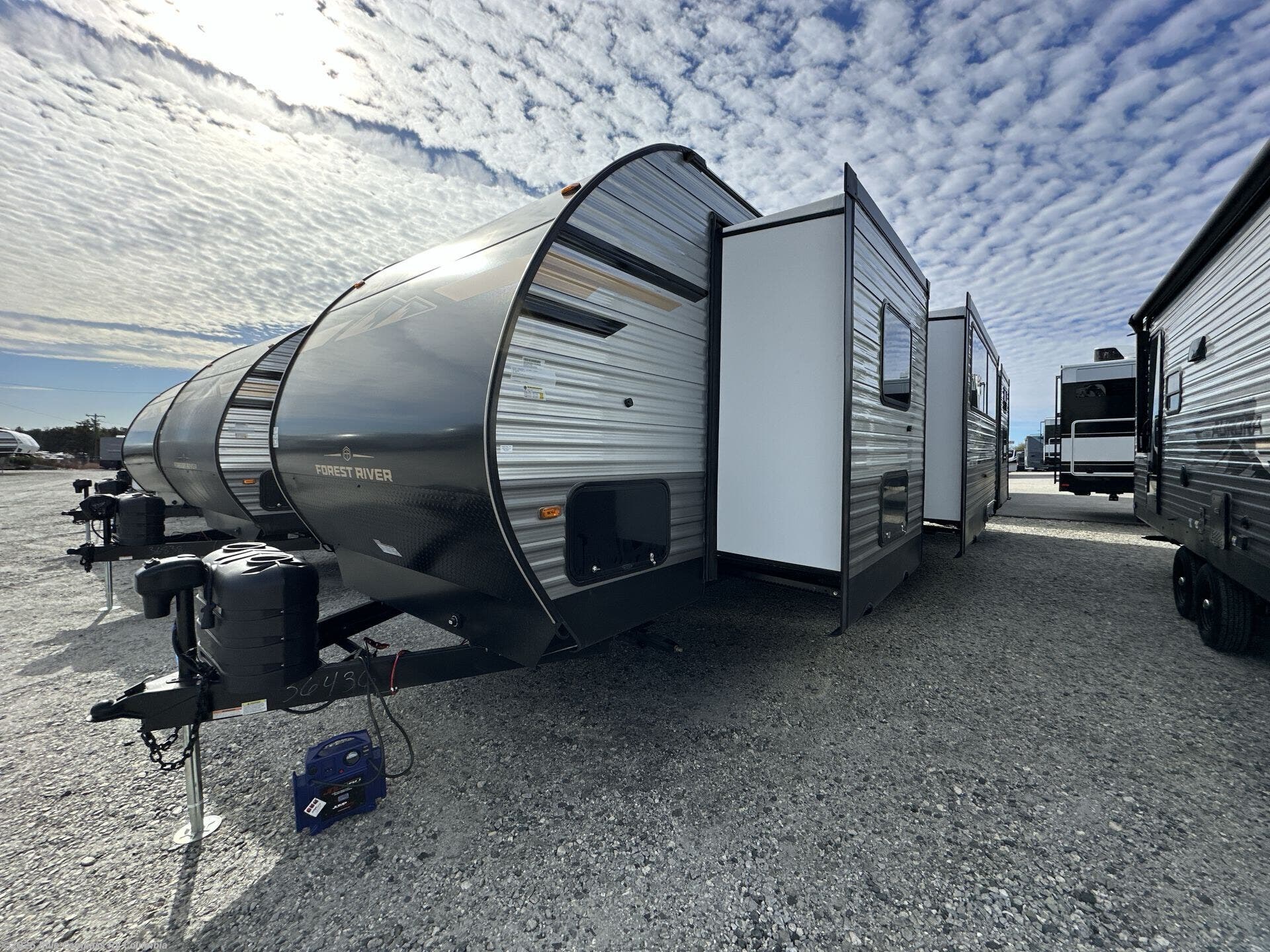 New 2026 Forest River Aurora 34BHTS available in Lexington, South Carolina