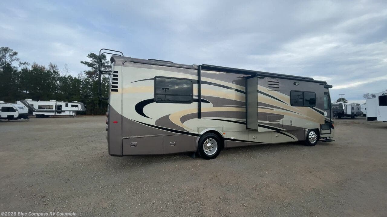 Used 2013 Tiffin Allegro Breeze 32 BR available in Lexington, South Carolina