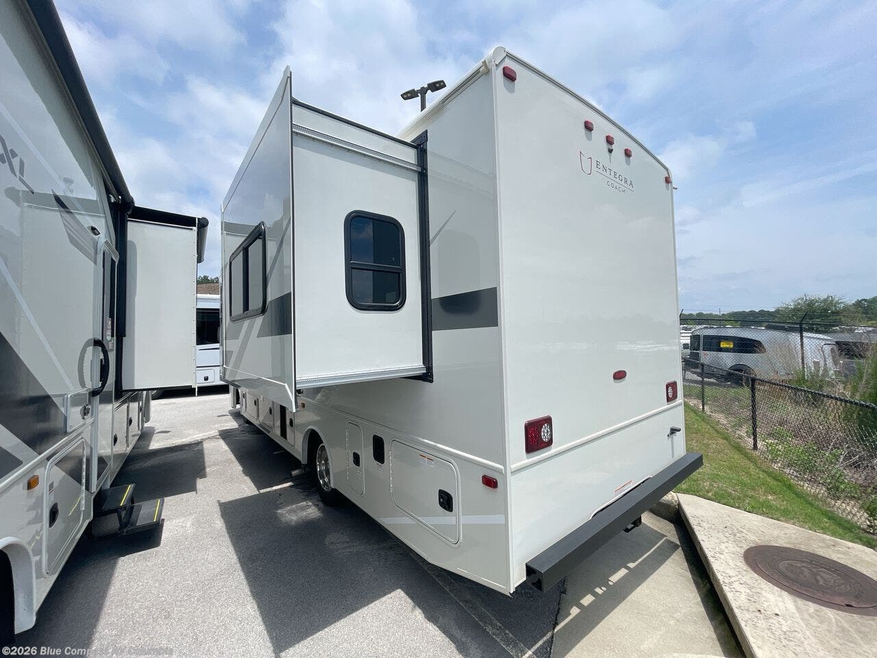 New 2026 Entegra Coach Vision SE 27ASE available in Lexington, South Carolina