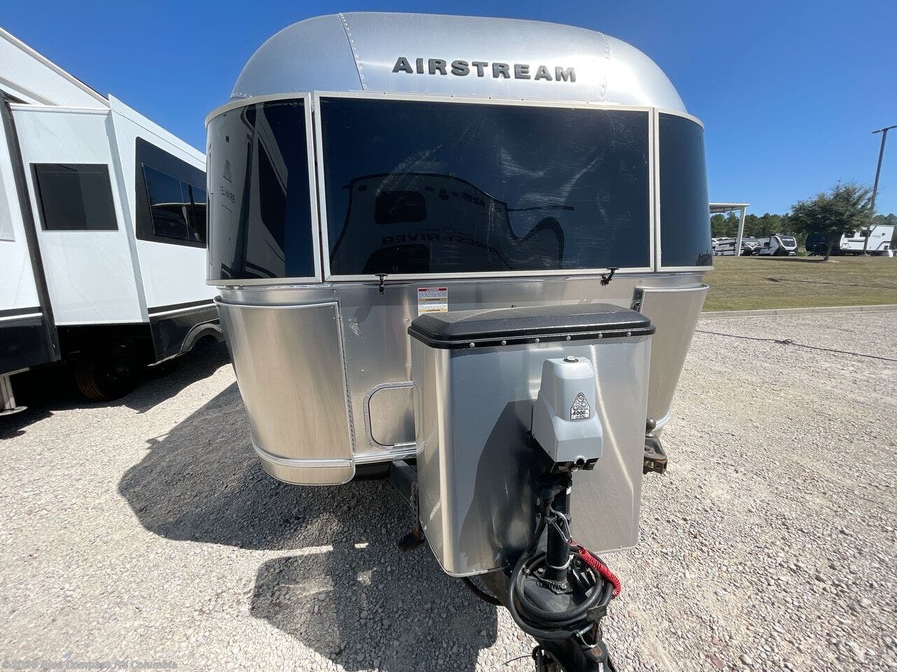 Used 2019 Airstream International 27FBQ available in Lexington, South Carolina