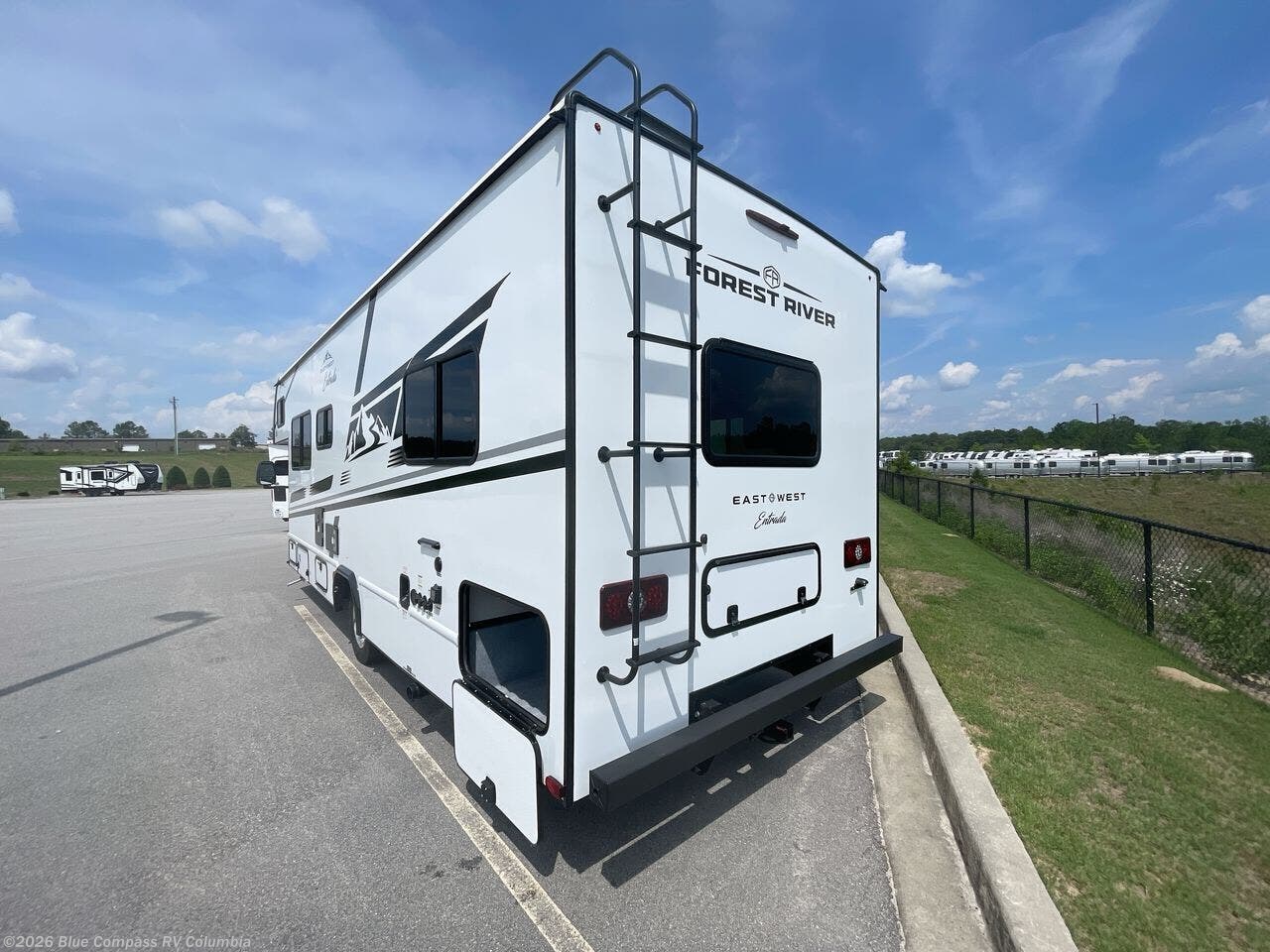 New 2026 East to West Entrada 2710NK available in Lexington, South Carolina