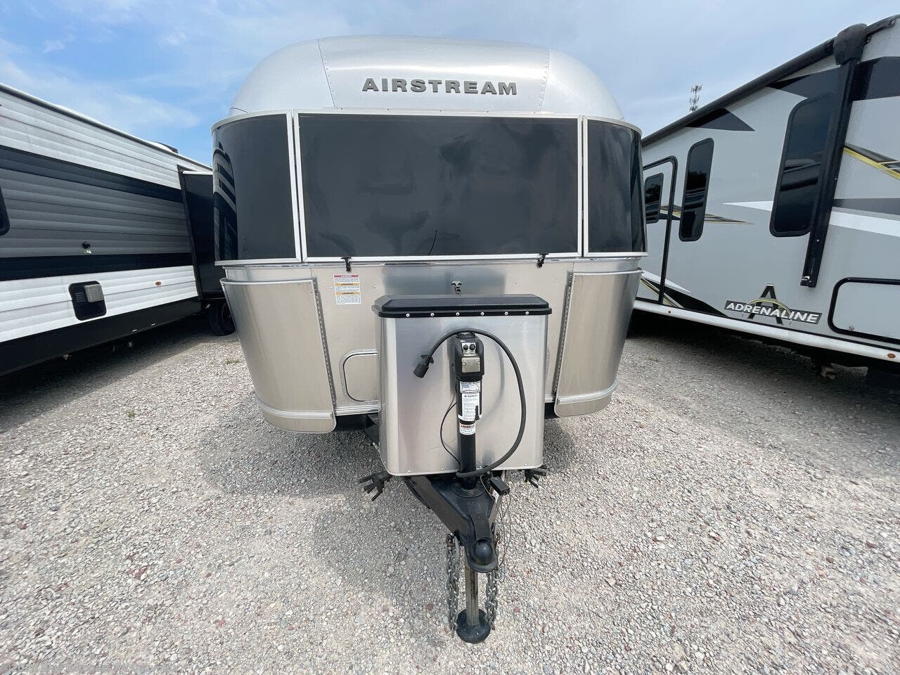 Used 2020 Airstream Globetrotter 27FB Twin available in Lexington, South Carolina