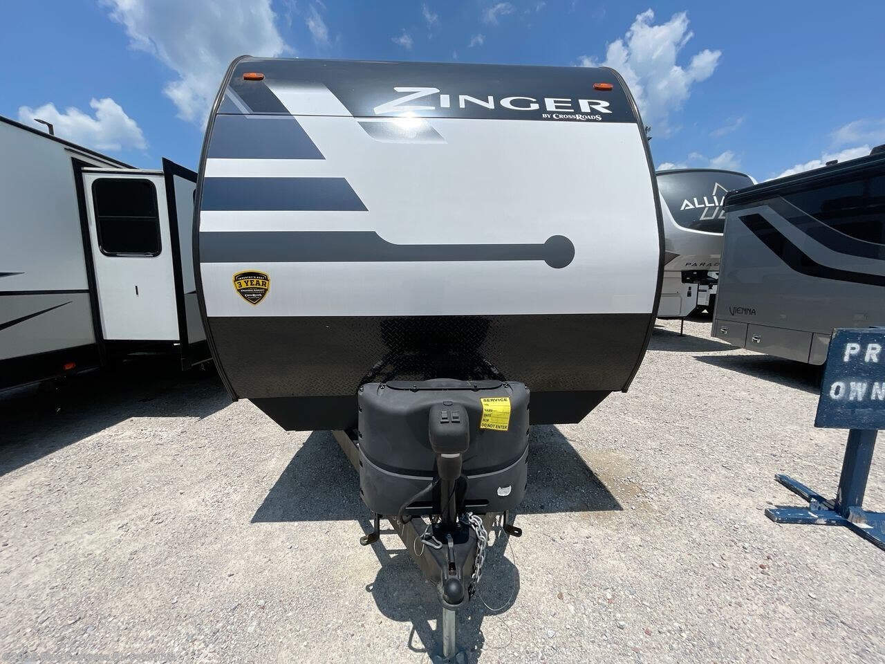 Used 2022 CrossRoads Zinger 331BH available in Lexington, South Carolina