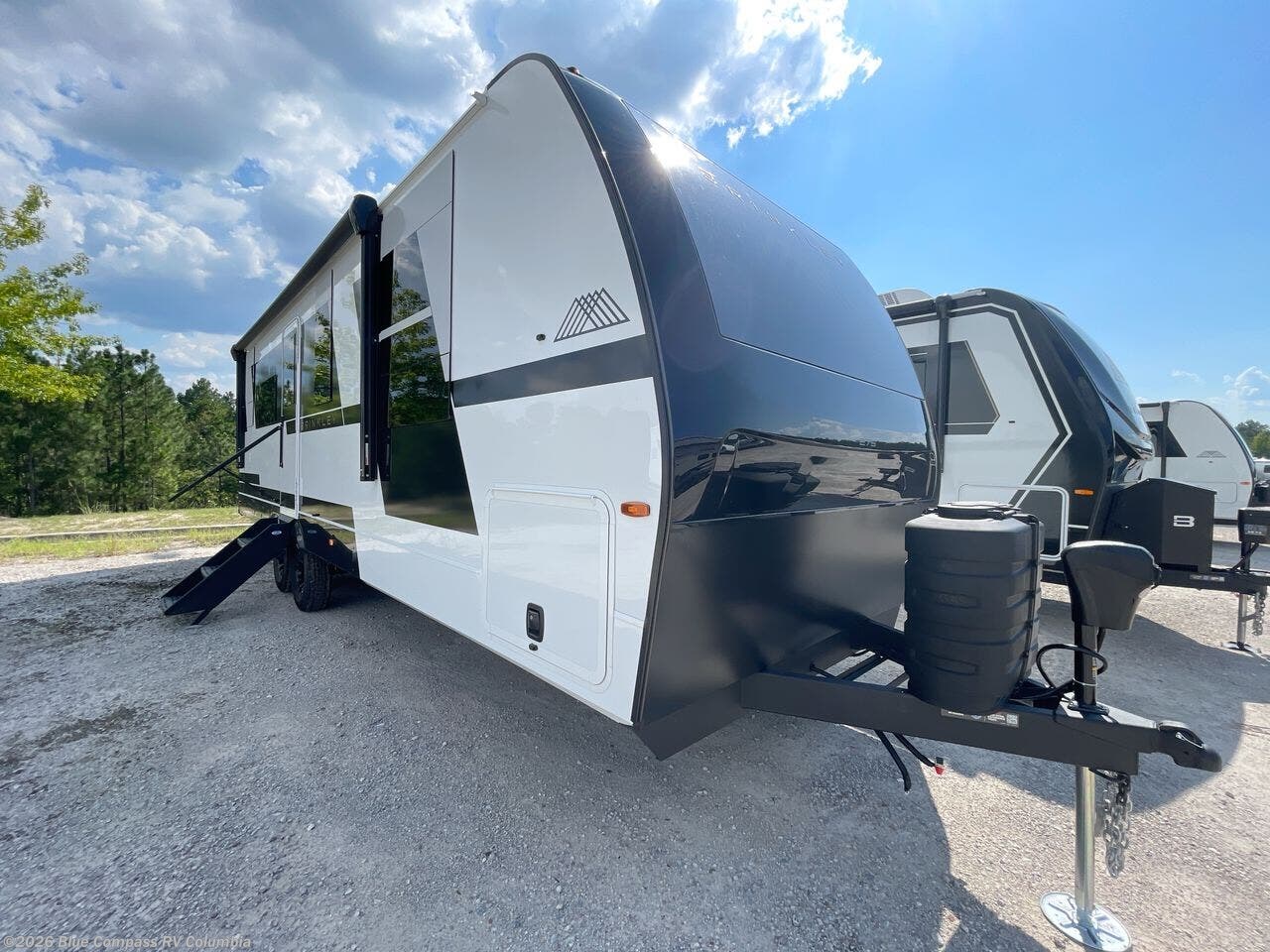 2027 Model I 275 by Brinkley RV from Blue Compass RV Columbia in Lexington, South Carolina