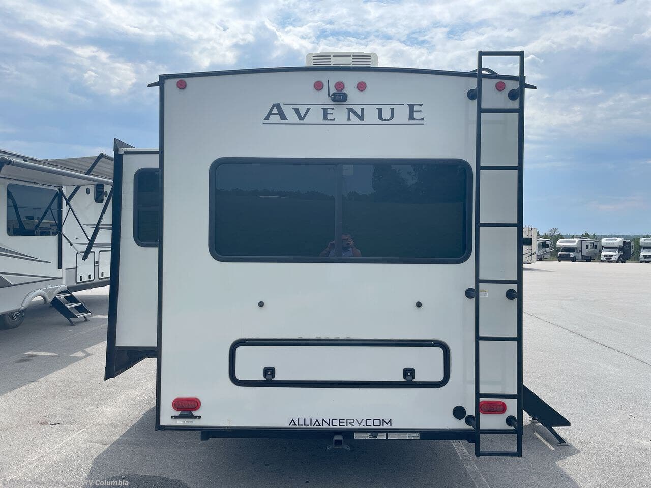 2023 Avenue 26RD by Alliance RV from Blue Compass RV Columbia in Lexington, South Carolina