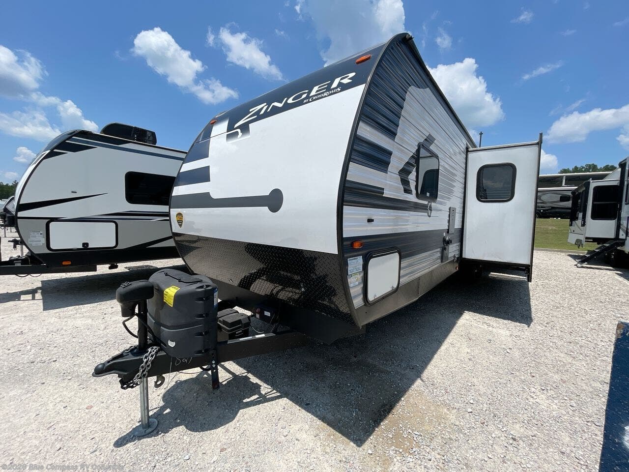 Used 2022 CrossRoads Zinger 331BH available in Lexington, South Carolina