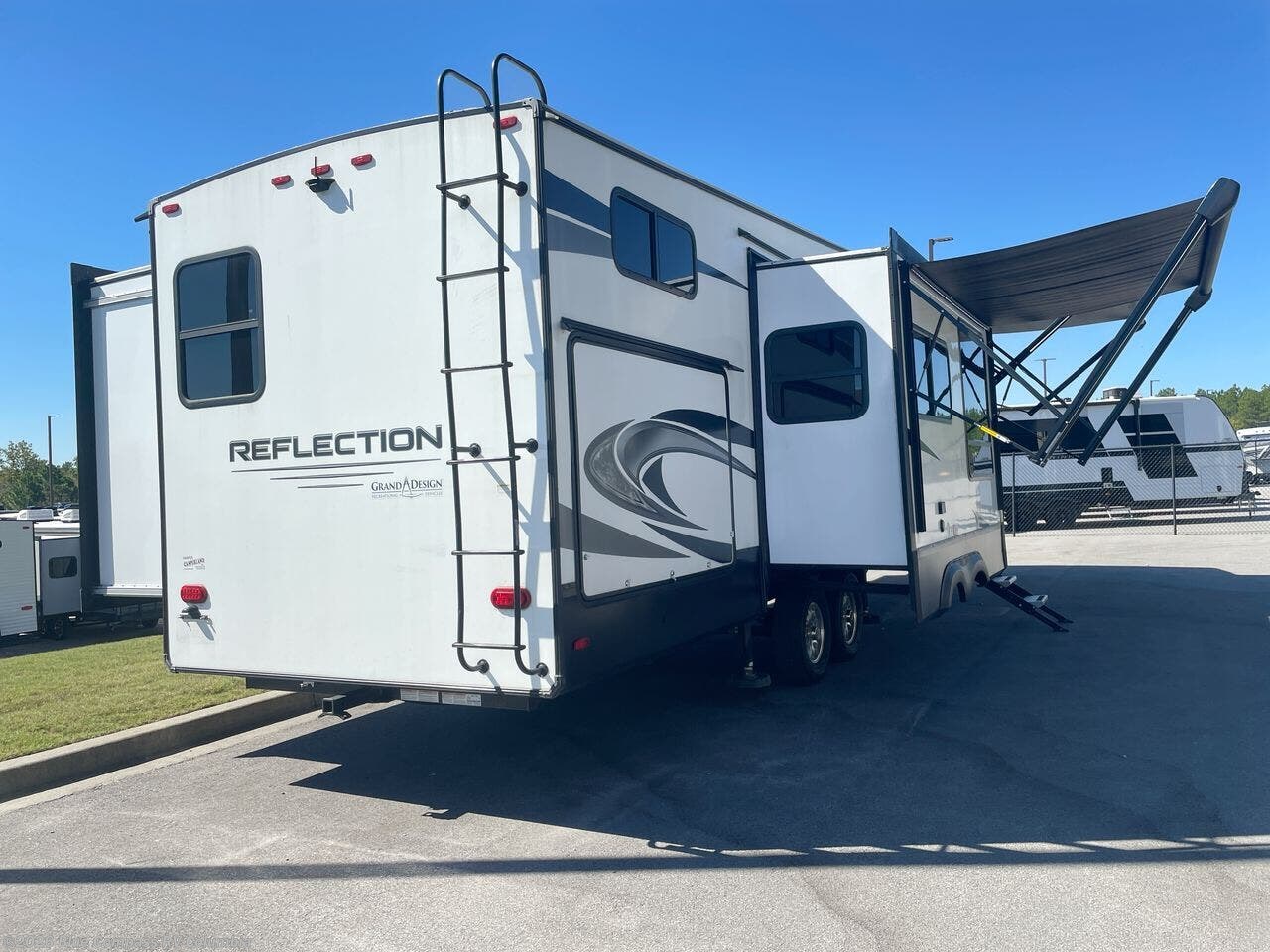 Used 2021 Grand Design Reflection 311BHS available in Lexington, South Carolina