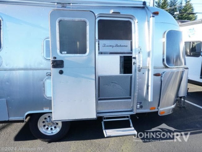 2018 Tommy Bahama 19CB by Airstream from Johnson RV in Sandy, Oregon