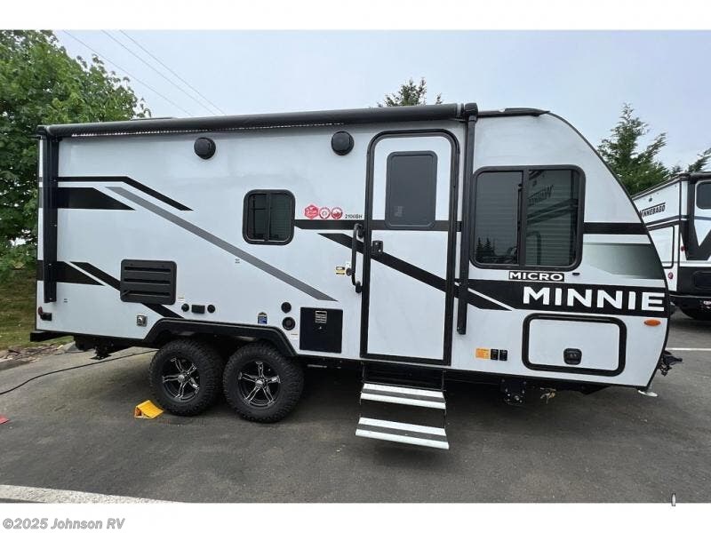 2023 Winnebago Micro Minnie 2100BH RV for Sale in Sandy, OR 97055