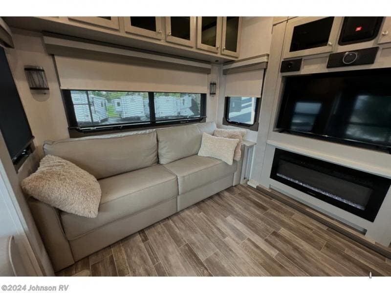 2022 Palomino Columbus 329DV RV for Sale in Sandy, OR 97055 | 22734TC ...