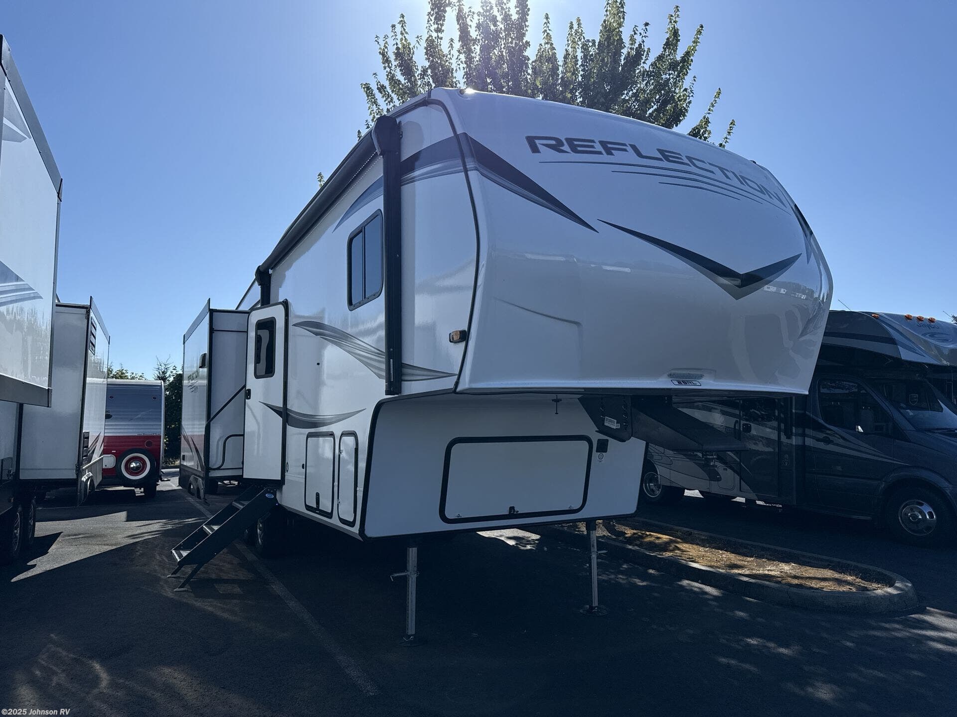 2024 Reflection 100 Series 28RL by Grand Design from Johnson RV in Sandy, Oregon