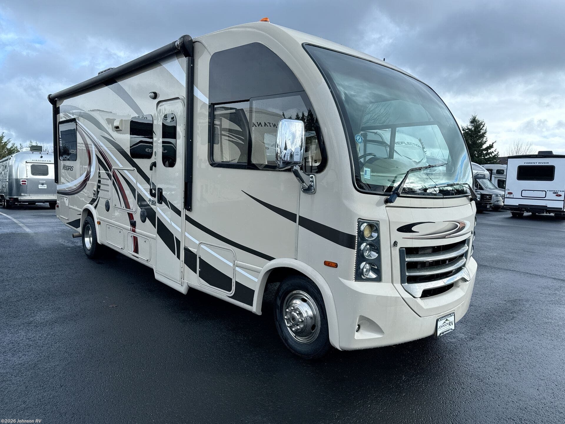 2017 Vegas 25.2 by Thor Motor Coach from Johnson RV in Sandy, Oregon