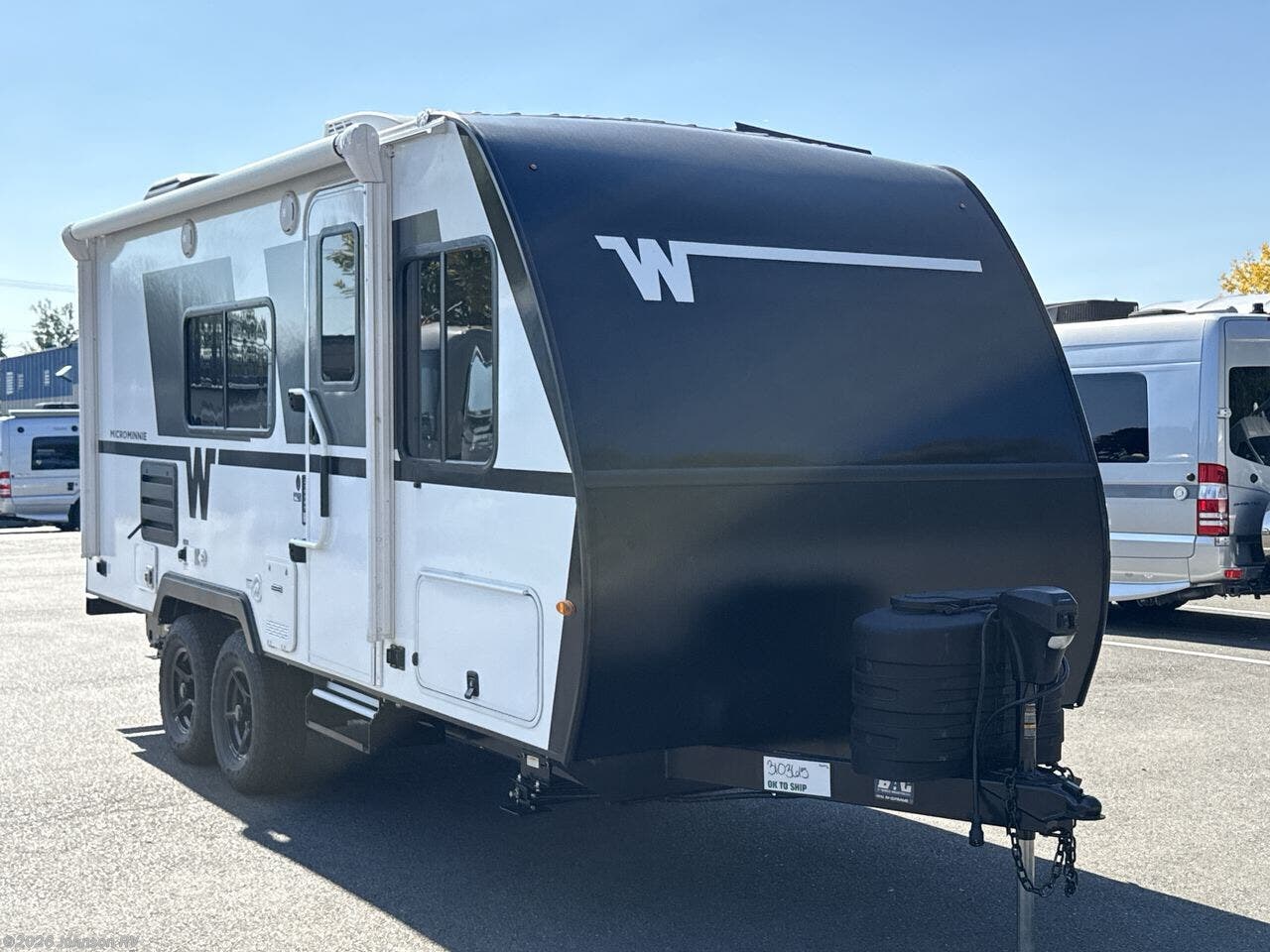 New 2026 Winnebago Micro Minnie 2100BH available in Sandy, Oregon