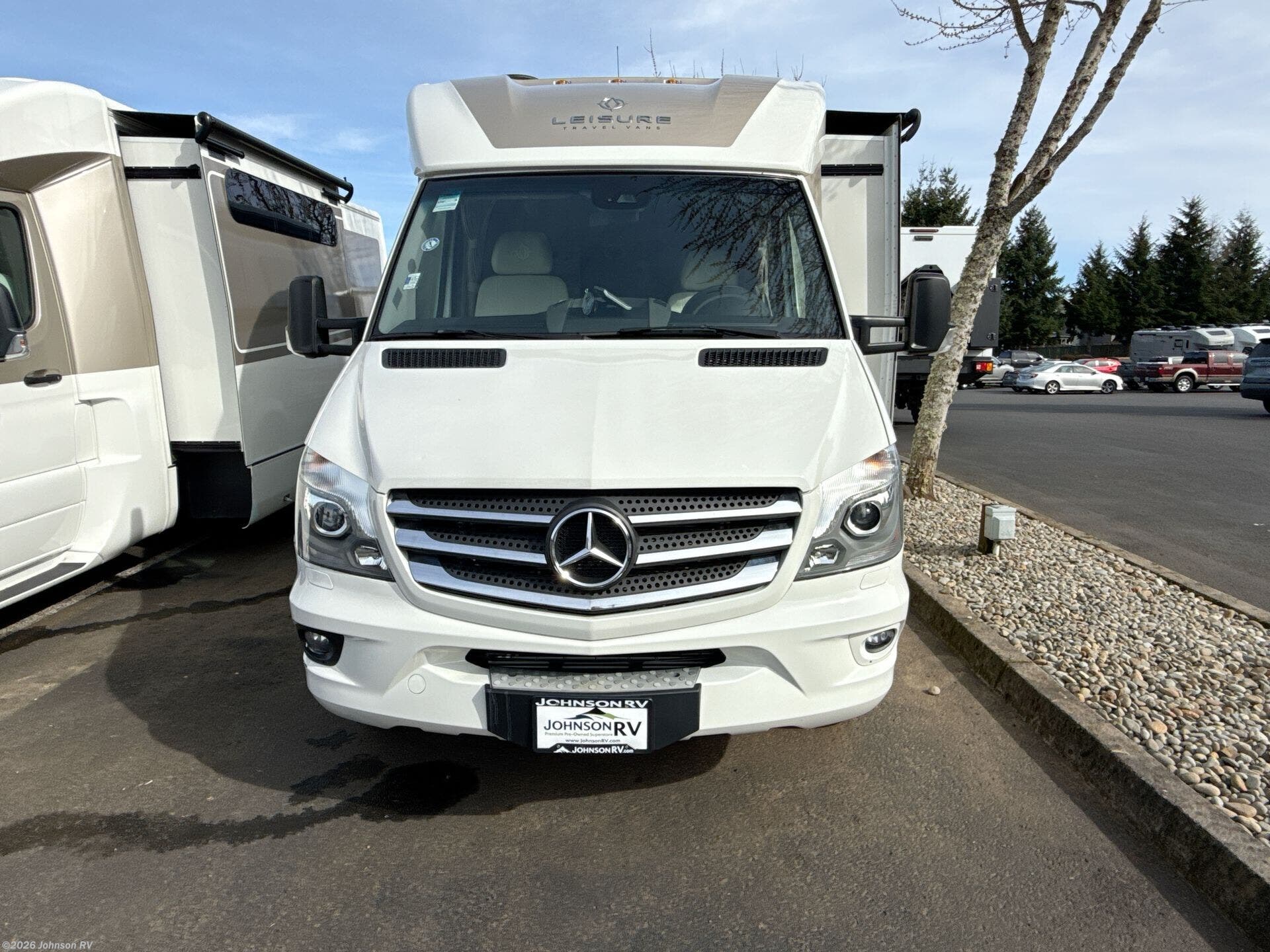 Used 2018 Leisure Travel Unity U24FX available in Sandy, Oregon