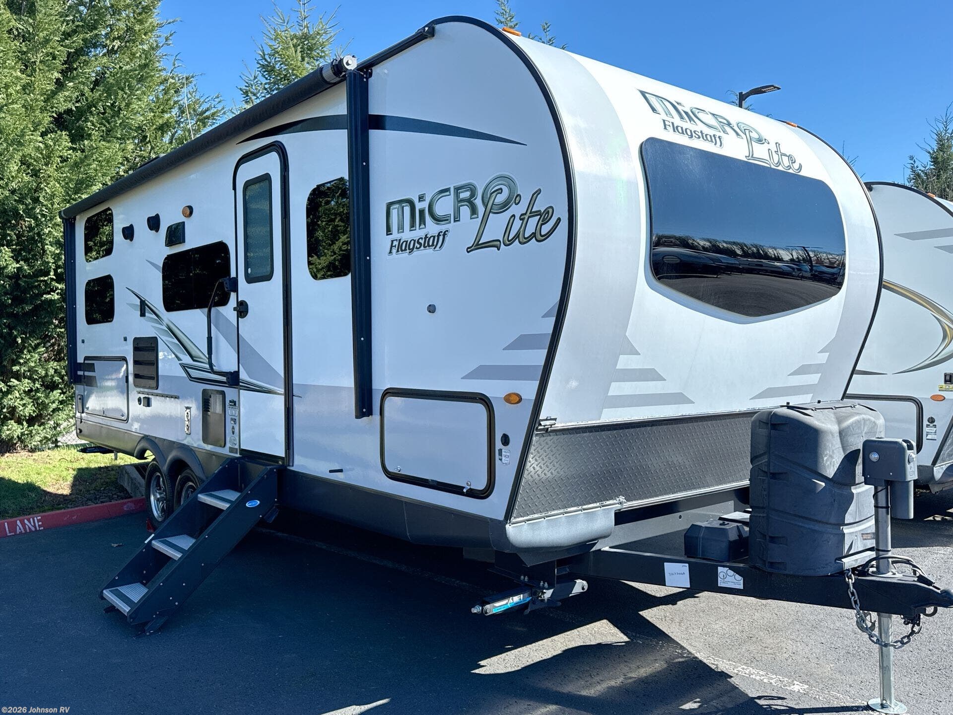 2020 Flagstaff Micro Lite 25BRDS by Forest River from Johnson RV in Sandy, Oregon