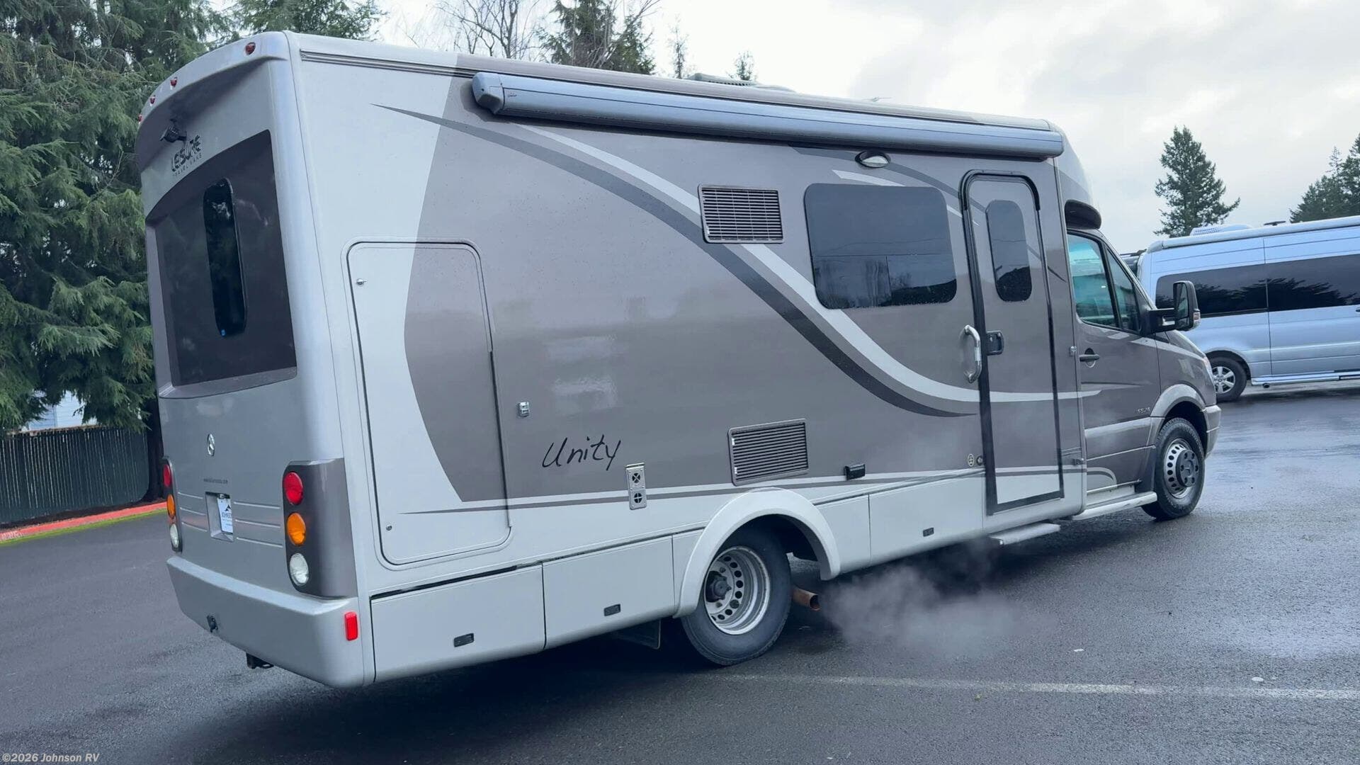 Used 2014 Leisure Travel Unity U24MB available in Sandy, Oregon