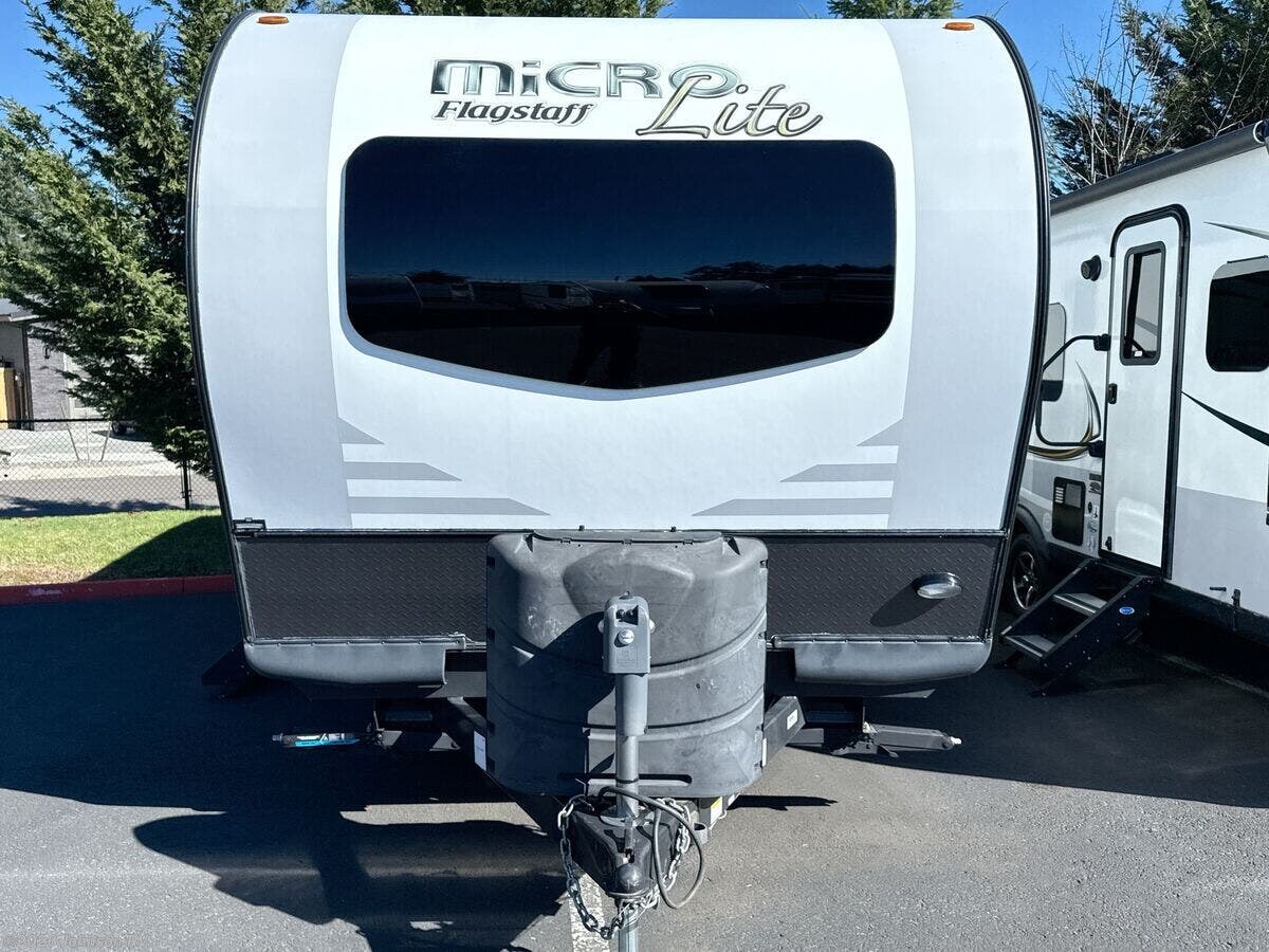 2020 Flagstaff Micro Lite 25BRDS by Forest River from Johnson RV in Sandy, Oregon