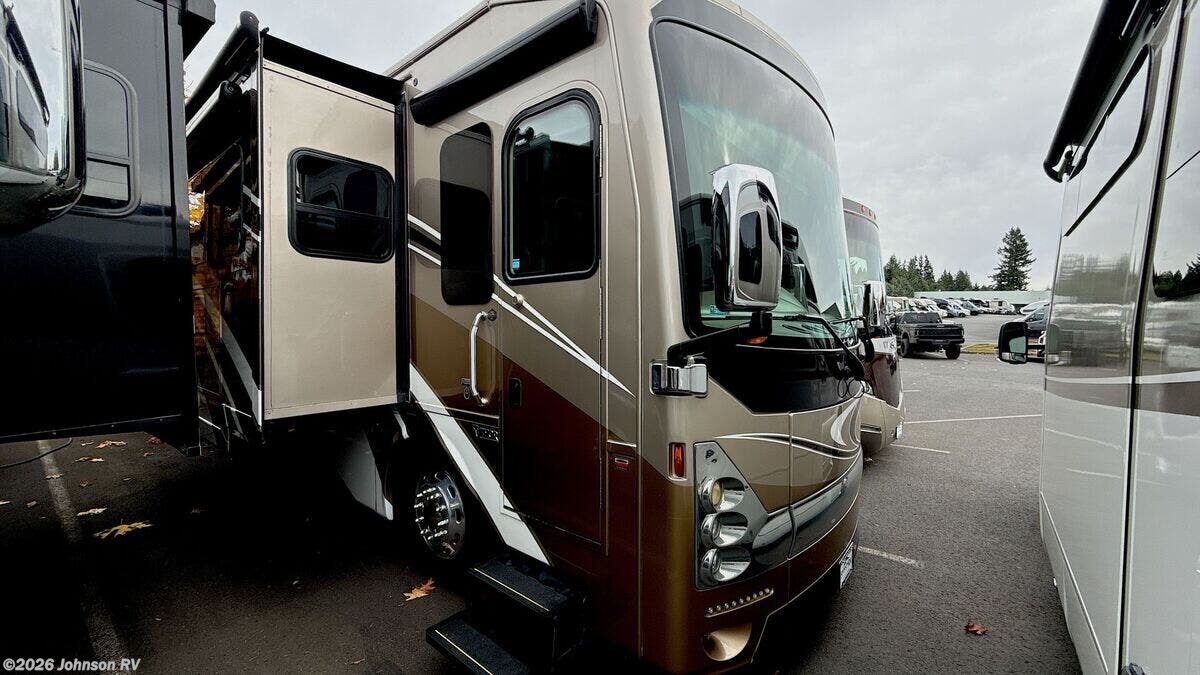 2017 Thor Motor Coach Tuscany XTE 36MQ - Used Class A For Sale by Johnson RV in Sandy, Oregon