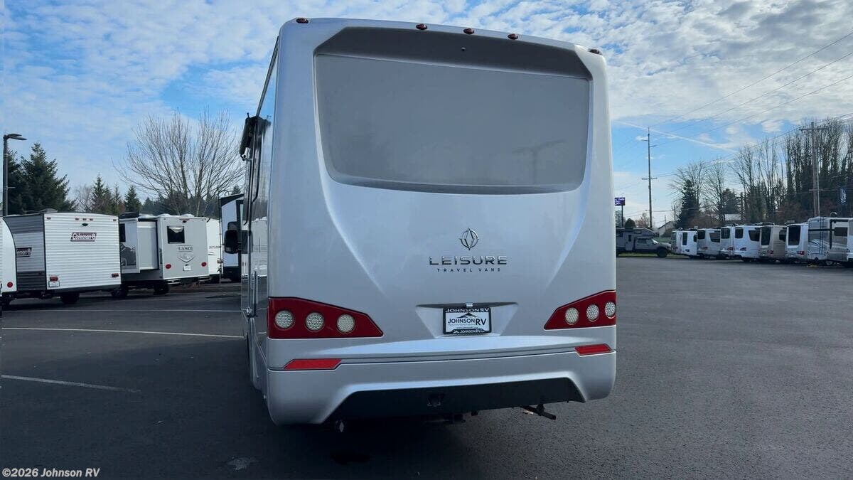 2016 Leisure Travel Unity Vans  24MB - Used Class C For Sale by Johnson RV in Sandy, Oregon
