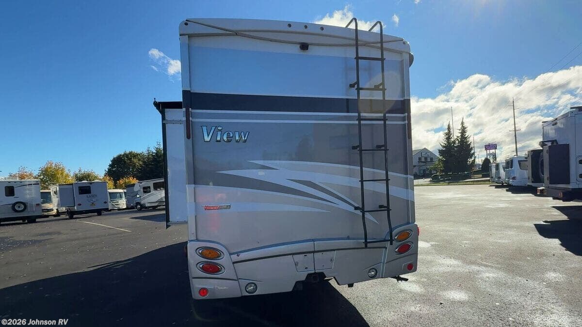 2017 Winnebago View 24J - Used Class C For Sale by Johnson RV in Sandy, Oregon