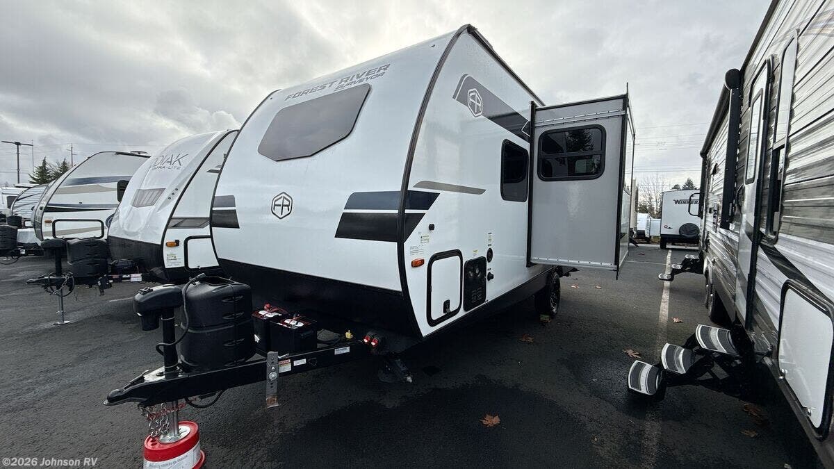 Used 2025 Forest River Surveyor Legend 19RBLE available in Sandy, Oregon