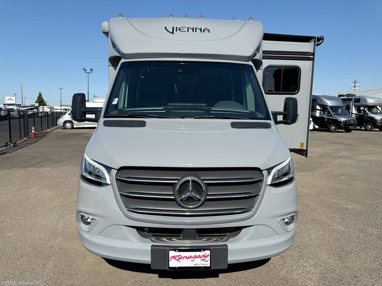 New 2026 Renegade RV Vienna 25RML available in Sandy, Oregon