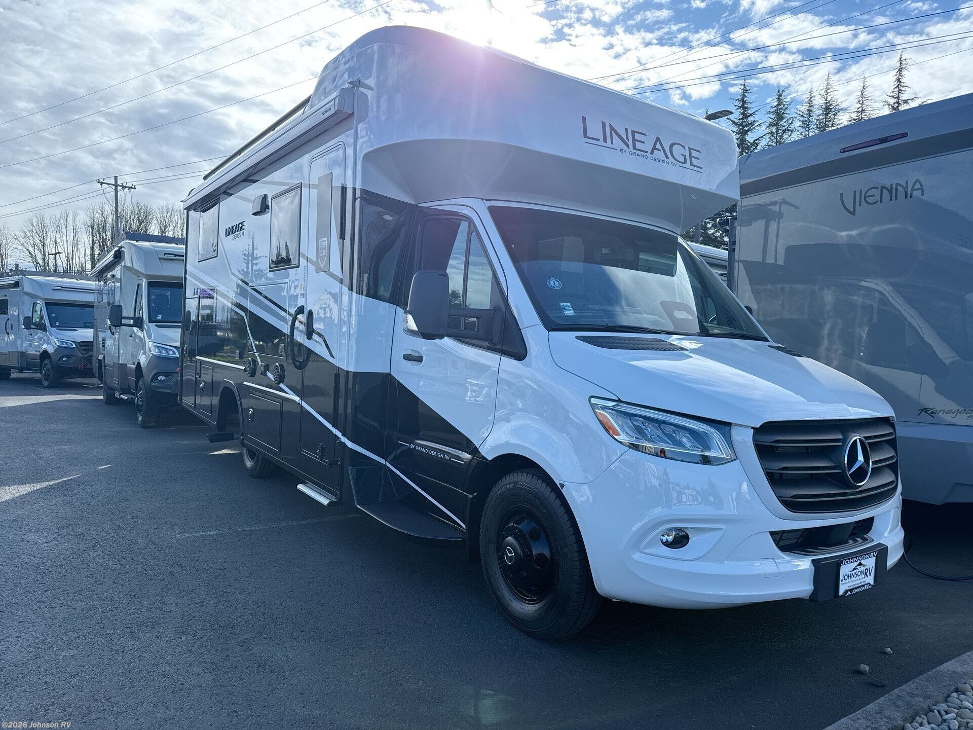2026 Lineage Series M 25TK by Grand Design from Johnson RV in Sandy, Oregon